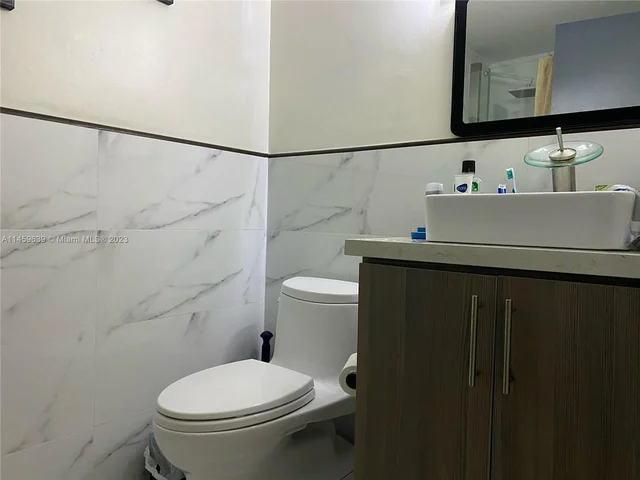 3301 NE 5th AVE # 1212, Miami FL 33137