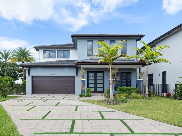 16002 NW 87th Ct, Miami Lakes FL 33018