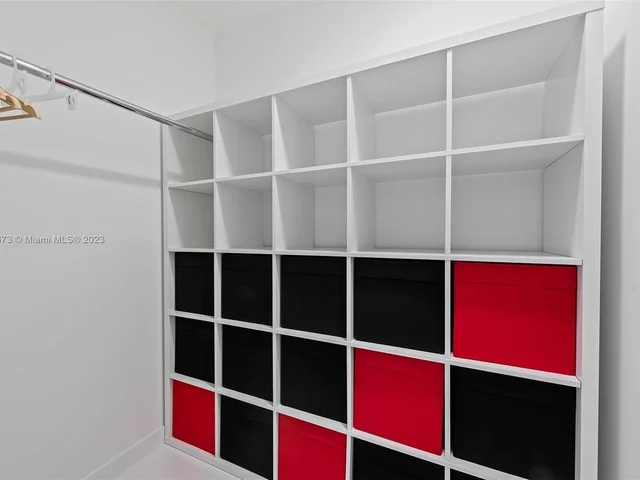 851 NE 1st Ave # 3508, Miami FL 33132