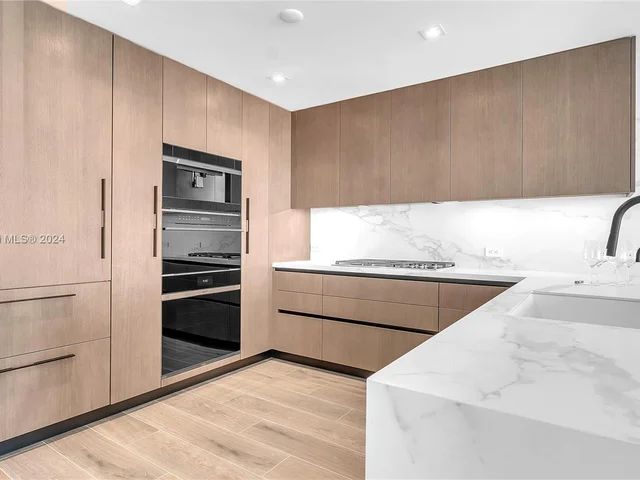 1116 N Ocean Blvd # 501, Pompano Beach FL 33062