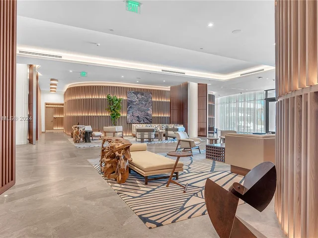 1116 N Ocean Blvd # 501, Pompano Beach FL 33062