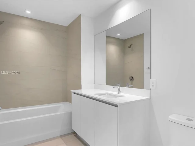 1116 N Ocean Blvd # 501, Pompano Beach FL 33062