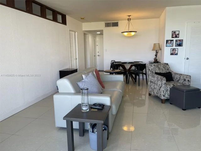 1000 West Ave # 330, Miami Beach FL 33139