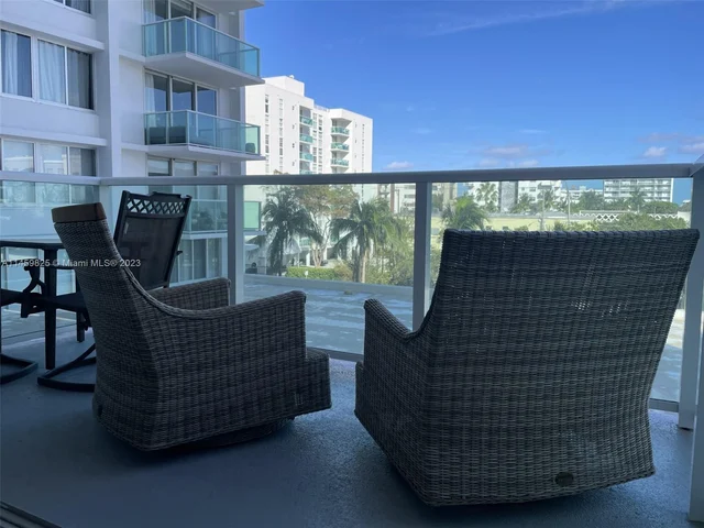 1000 West Ave # 330, Miami Beach FL 33139