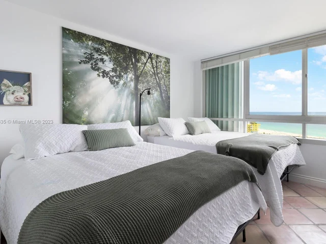 400 S Pointe Dr # 2010, Miami Beach FL 33139