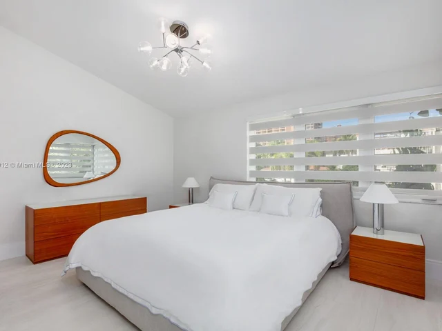 6819 Sunrise pl, Coral Gables FL 33133