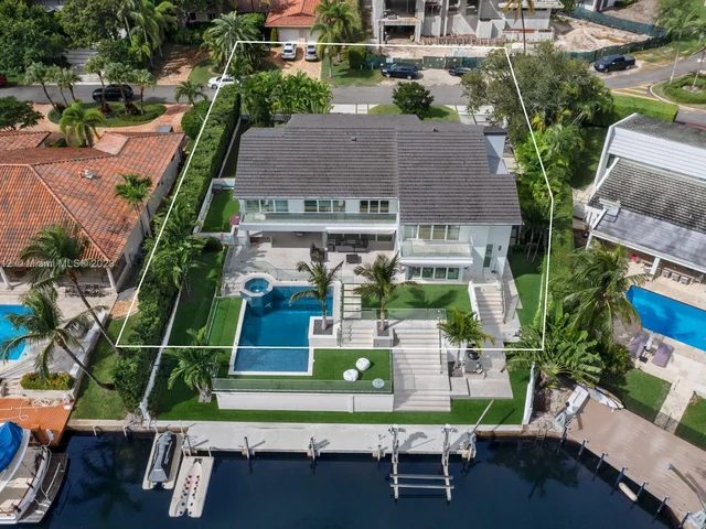 6819 Sunrise pl, Coral Gables FL 33133