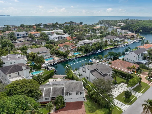 6819 Sunrise pl, Coral Gables FL 33133