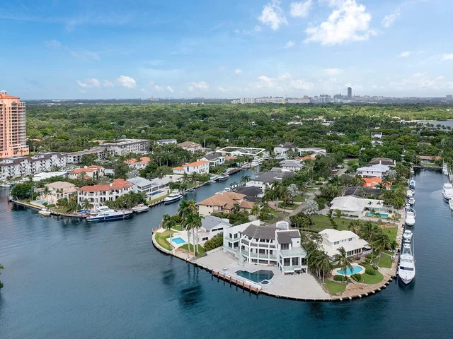 6819 Sunrise pl, Coral Gables FL 33133