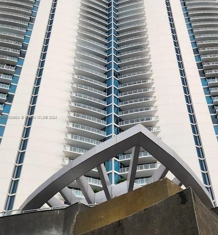 17001 Collins Ave # 3705, Sunny Isles Beach FL 33160