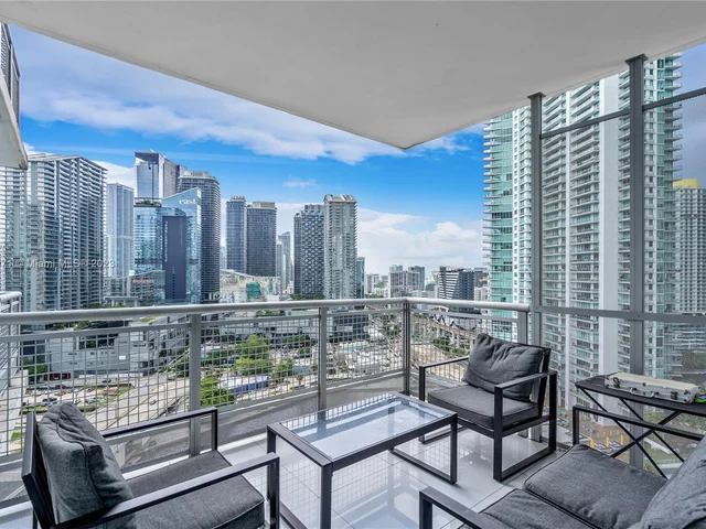 350 S Miami Ave # 2512, Miami FL 33130