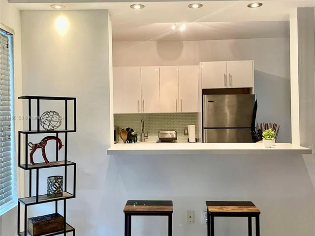 1341 15th St # 205, Miami Beach FL 33139