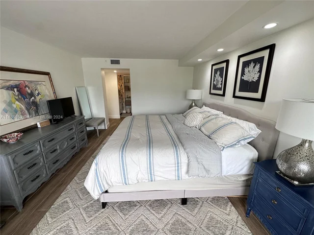 3031 N Ocean Blvd # 204, Fort Lauderdale FL 33308