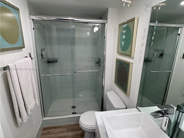 3031 N Ocean Blvd # 204, Fort Lauderdale FL 33308