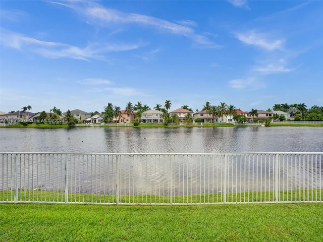 17931 SW 27th St, Miramar FL 33029