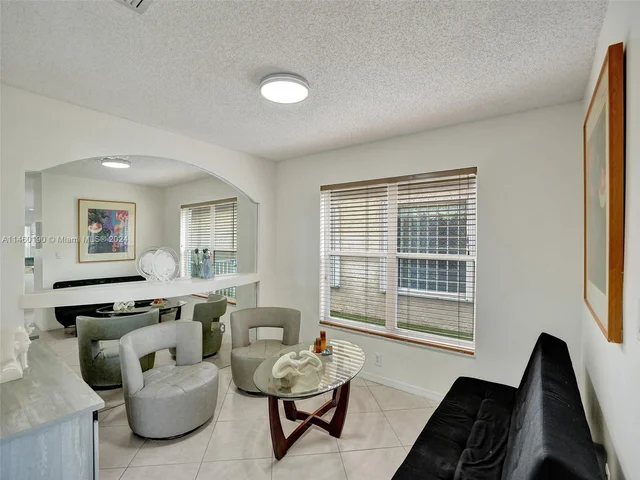 17931 SW 27th St, Miramar FL 33029