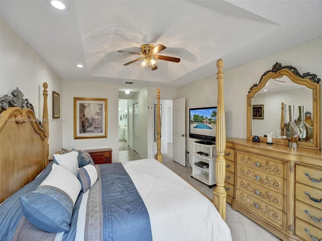 17931 SW 27th St, Miramar FL 33029