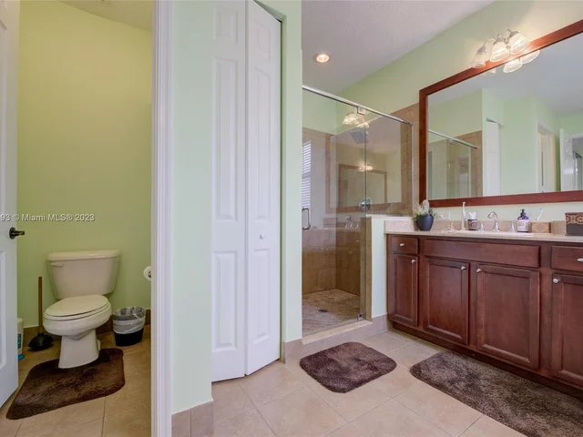 3725 NW 85th Ter, Cooper City FL 33024