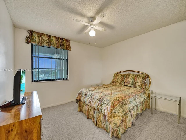 1532 Whitehall Dr # 403, Davie FL 33324