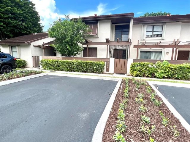 13350 SW 91st Ter # F, Miami FL 33186