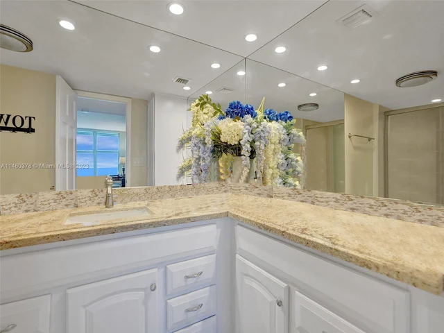 1012 N Ocean Blvd # 407, Pompano Beach FL 33062