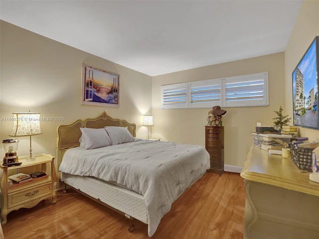 1012 N Ocean Blvd # 407, Pompano Beach FL 33062