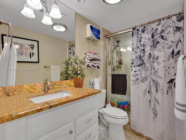 1012 N Ocean Blvd # 407, Pompano Beach FL 33062