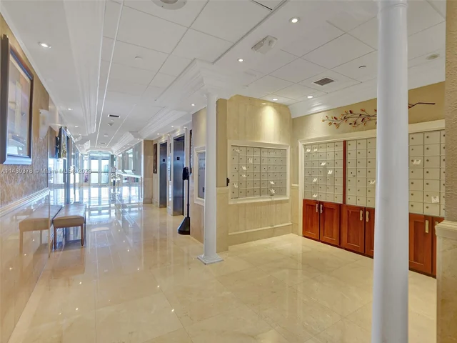 1012 N Ocean Blvd # 407, Pompano Beach FL 33062