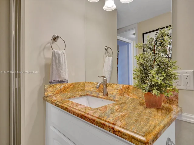 1012 N Ocean Blvd # 407, Pompano Beach FL 33062