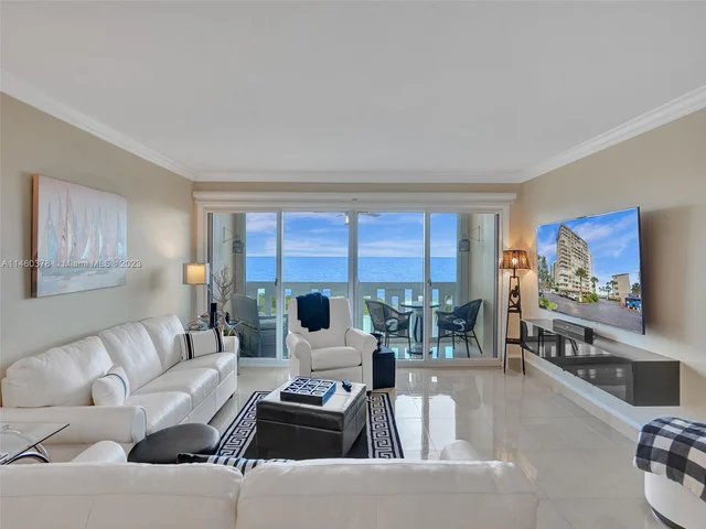 1012 N Ocean Blvd # 407, Pompano Beach FL 33062