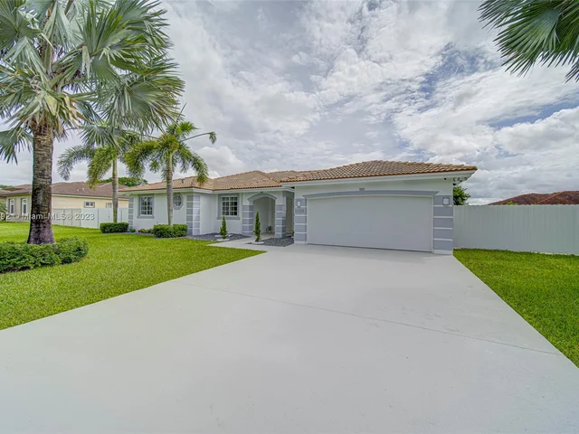 32333 SW 205th Ave, Homestead FL 33030