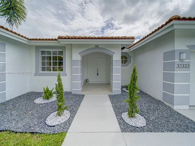 32333 SW 205th Ave, Homestead FL 33030