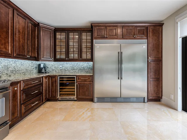 169 SE Wavecrest Way, Boca Raton FL 33432