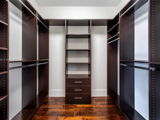 169 SE Wavecrest Way, Boca Raton FL 33432