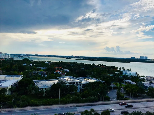 10275 Collins ave # 1227, Bal Harbour FL 33154