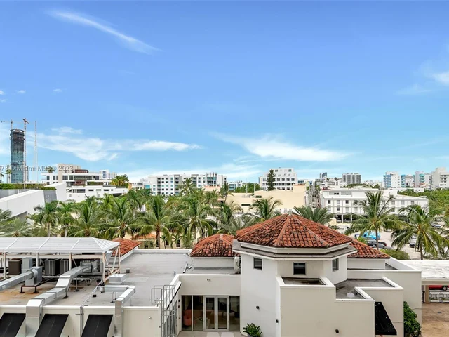 300 S Pointe Dr # 606, Miami Beach FL 33139