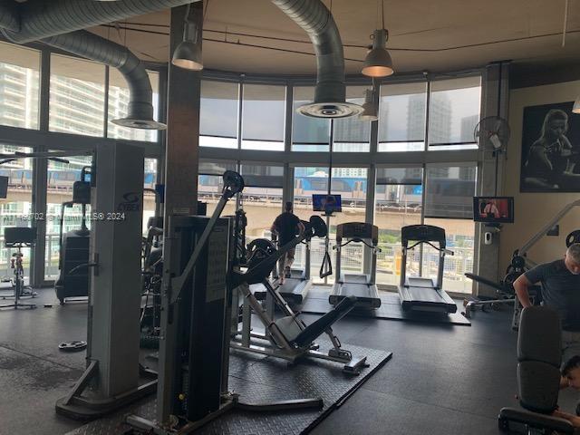 690 SW 1st Ct # 1723, Miami FL 33130