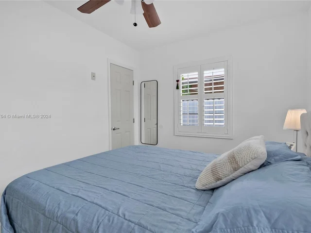 2405 Funston St, Hollywood FL 33020