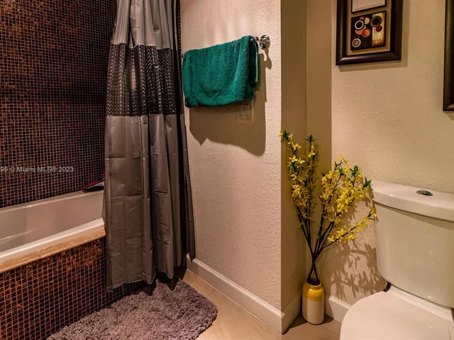 3245 Arthur Ter, Hollywood FL 33021