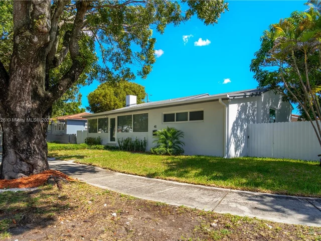 41 NW 40th Ave, Miami FL 33126