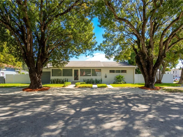 41 NW 40th Ave, Miami FL 33126