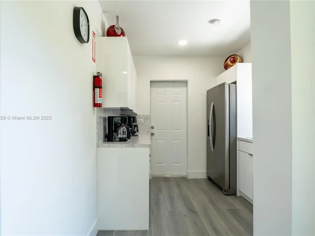 41 NW 40th Ave, Miami FL 33126