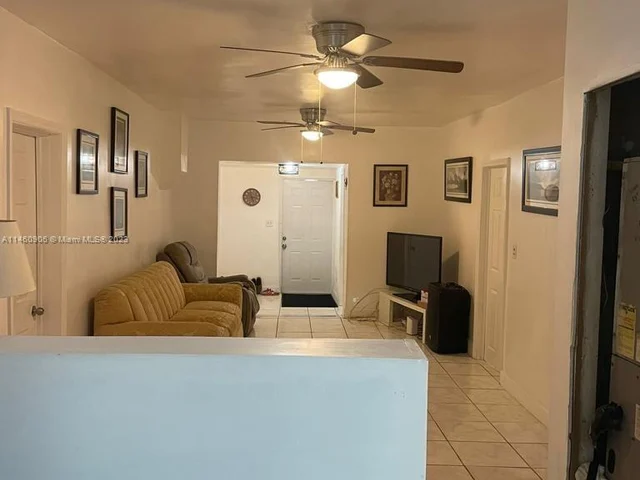 1137 NW 58th Ter, Miami FL 33127