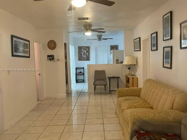 1137 NW 58th Ter, Miami FL 33127
