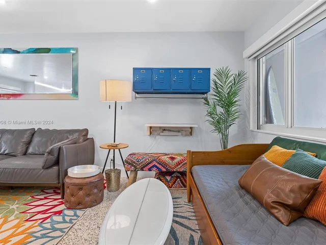 340 Bamboo Rd, Palm Beach Shores FL 33404