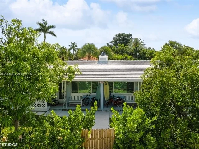 340 Bamboo Rd, Palm Beach Shores FL 33404