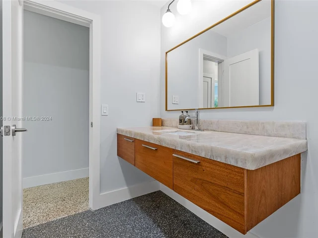 340 Bamboo Rd, Palm Beach Shores FL 33404