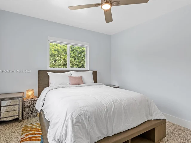 340 Bamboo Rd, Palm Beach Shores FL 33404