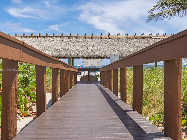 340 Bamboo Rd, Palm Beach Shores FL 33404