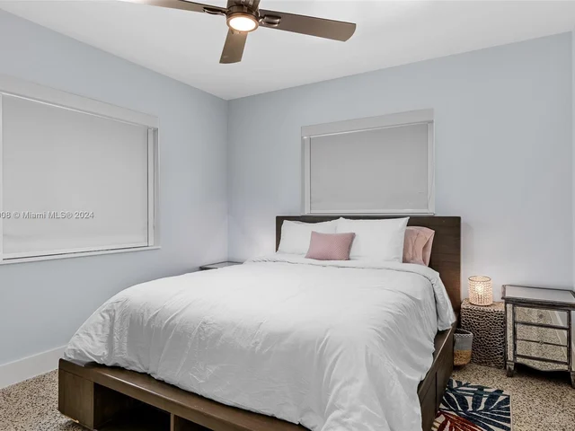 340 Bamboo Rd, Palm Beach Shores FL 33404